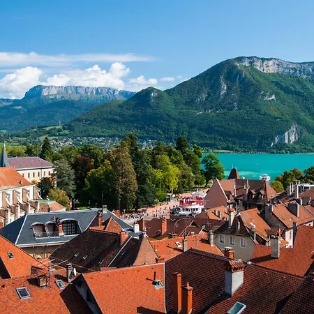 View En Face Du * Annecy